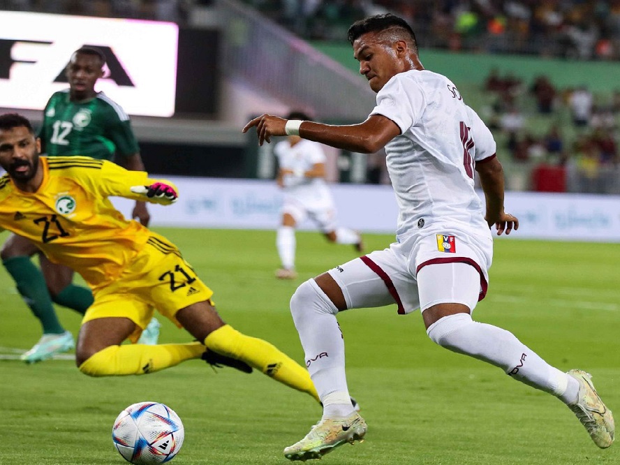 Sebastián Cano Caporales - Samuel Sosa y su historia de redención con sabor Vinotinto - FOTO