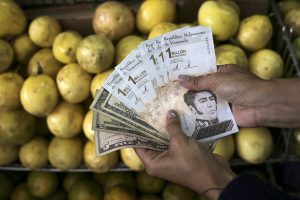 bolívares - economía venezolana