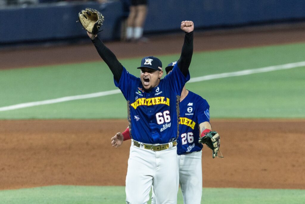 Ángel Padrón: primer latinoamericano en lanzar un No-Hitter en la Serie del Caribe