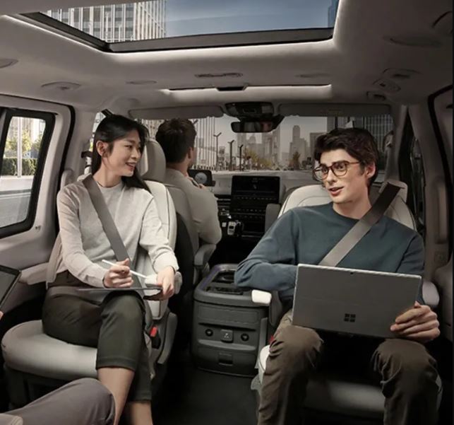 La Hyundai Staria: Transporte para familias numerosas con calidad ejecutiva 1 Espacios interiores - Hyundai