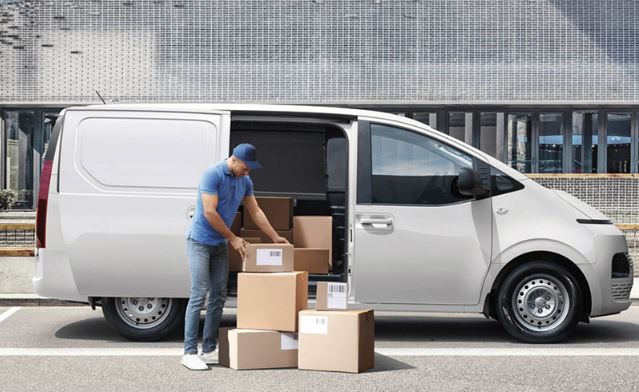 La Hyundai Staria: Transporte para familias numerosas con calidad ejecutiva 3 Van de Carga