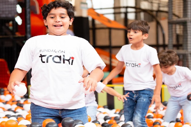 Fundación Traki y Parque Traki ¡Trabajando juntos en pro del bienestar y la educación! - FOTO