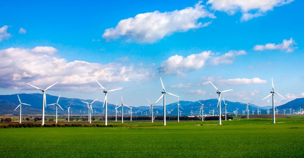 Desafíos y Consideraciones de la Energía Eólica: Un Viento de Cambio Sostenible 