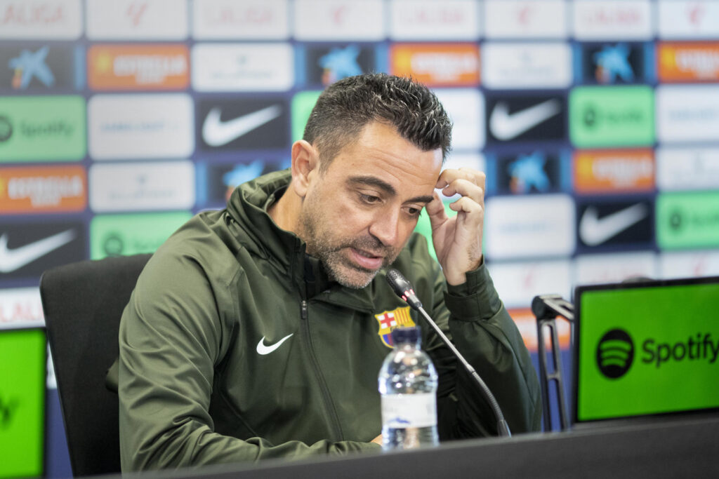 Xavi no seguirá en el banquillo del FC Barcelona