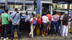 Transporte público - aumento del pasaje I