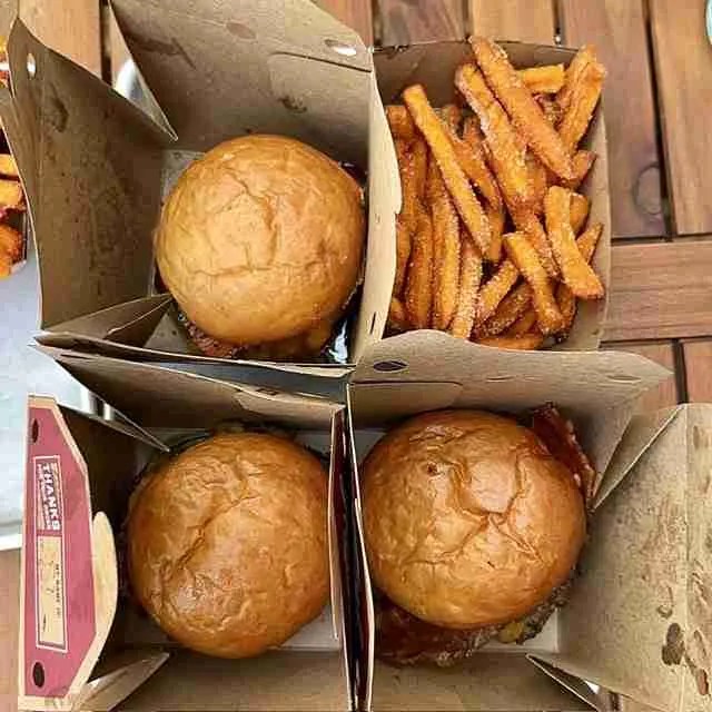 Hundred Burgers Valencia